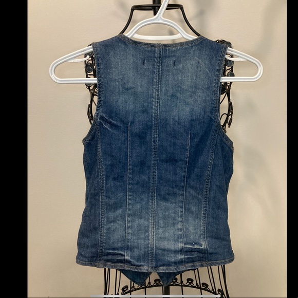 No sleeves jeans jacket - Picture 3 of 3